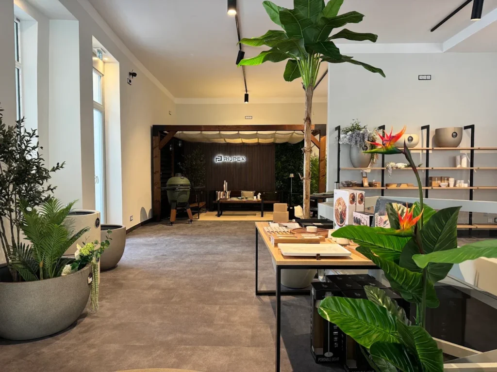 Beratungsgespräch im Showroom Lüneburg