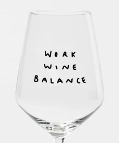 Weinglas „Work Wine Balance“ by Johanna Schwarzer × selekkt