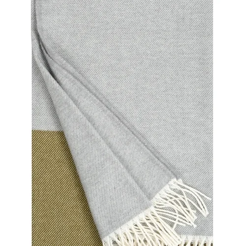 Naapuri Wolldecke Beige–Zimt · Fransen 135 × 180 cm · Lapuan